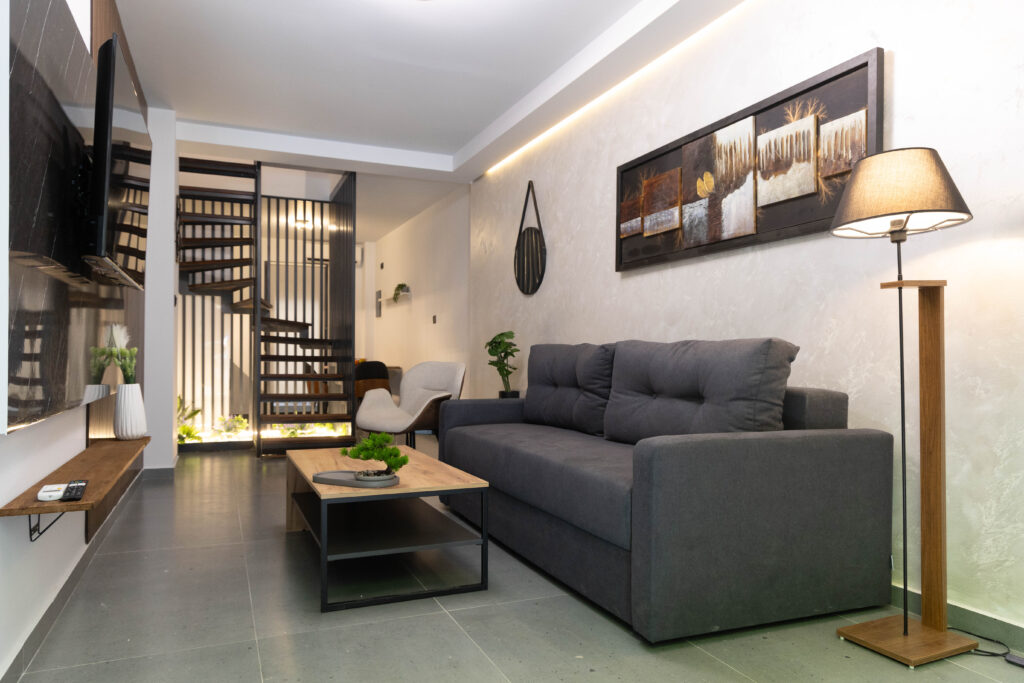diaxeirish-akinhtwn-airbnb-loft